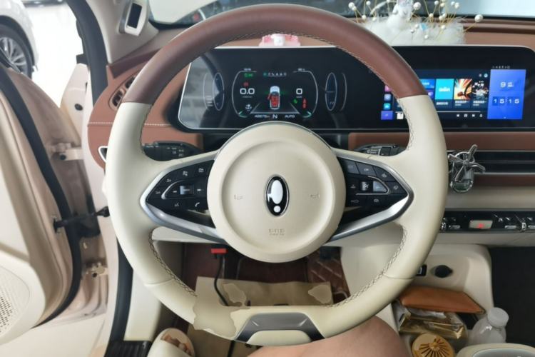 Used ORA Good Cat 2021 400km Standard Range Athena Edition Lithium Iron Phosphate Steering Wheel