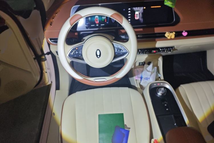 Used ORA Good Cat 2021 400km Standard Range Venus Edition Lithium Iron Phosphate Steering Wheel