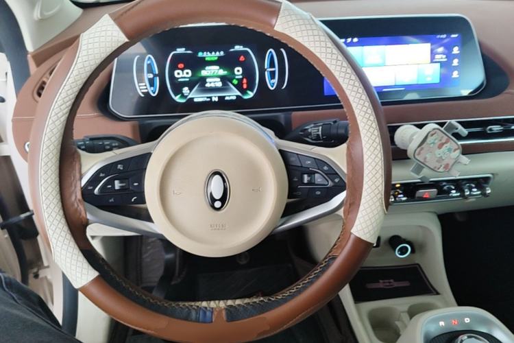 Used ORA Good Cat 2021 400km Standard Range Venus Edition Lithium-Ion Battery Steering Wheel