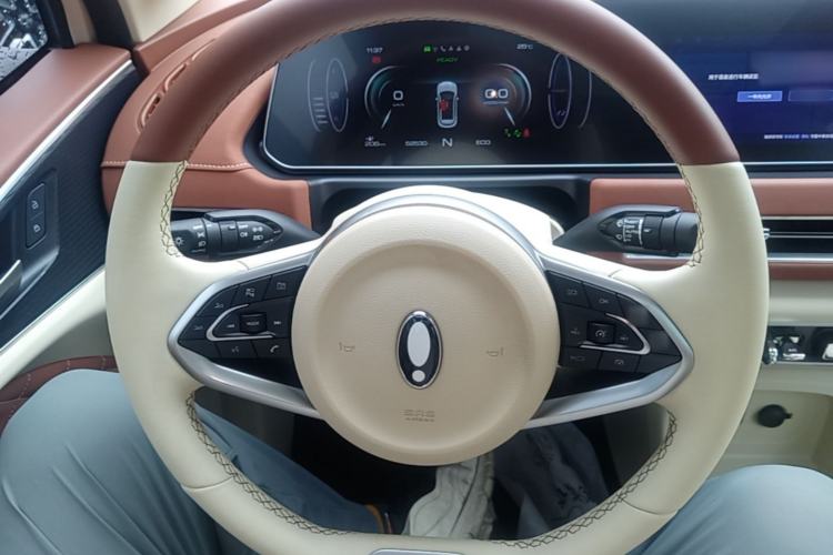 Used ORA Good Cat 2021 400km Standard Range Athena Edition Lithium-Ion Battery Steering Wheel
