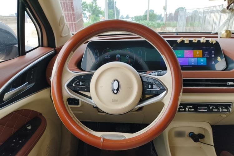 Used ORA Good Cat 2021 400km Standard Range Venus Edition Lithium Iron Phosphate Steering Wheel