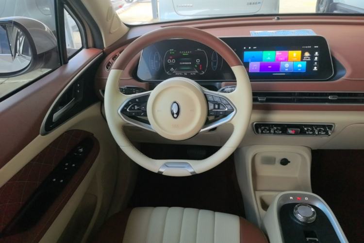 Used ORA Good Cat 2021 400km Standard Range Venus Edition Lithium Iron Phosphate Steering Wheel