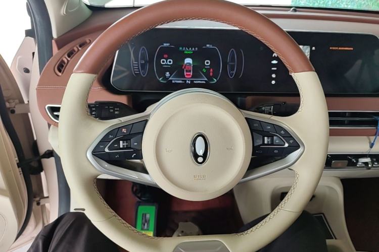 Used ORA Good Cat 2021 400km Standard Range Venus Edition Lithium-Ion Battery Steering Wheel