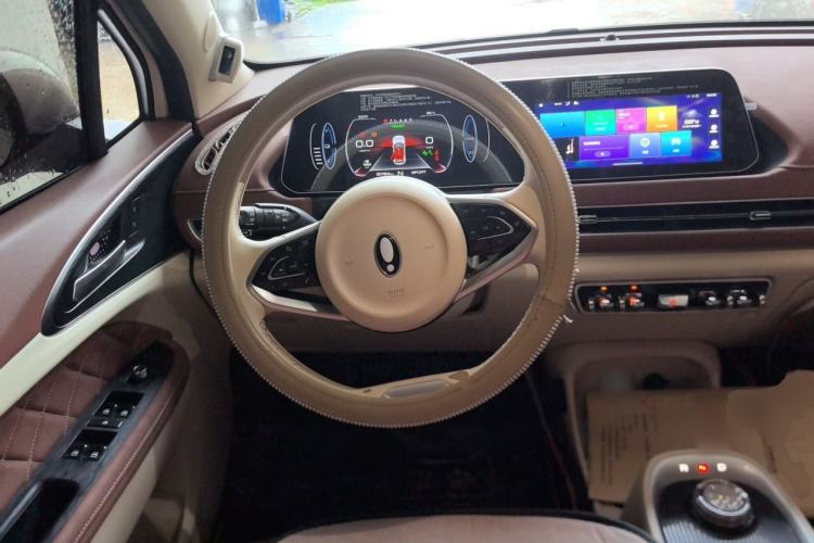 Used ORA Good Cat 2021 400km Standard Range Athena Edition Lithium-Ion Battery Steering Wheel