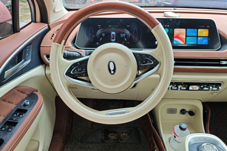 Used ORA Good Cat 2021 400km Standard Range Venus Edition Lithium-Ion Battery Steering Wheel