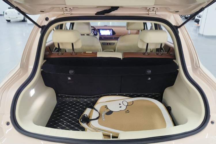 Used ORA Good Cat 2021 400km Standard Range Venus Edition Lithium-Ion Battery Trunk