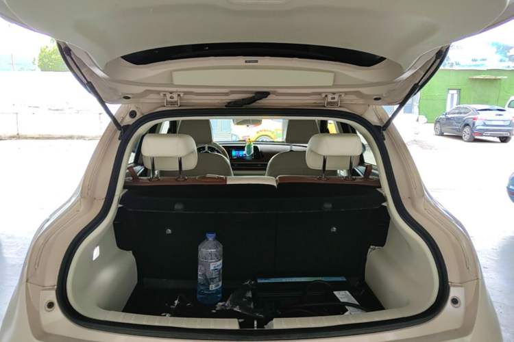 Used ORA Good Cat 2021 400km Standard Range Venus Edition Lithium-Ion Battery Trunk
