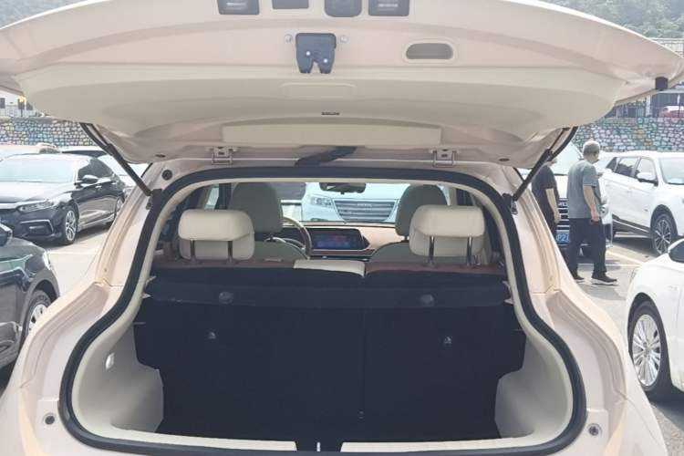 Used ORA Good Cat 2021 400km Standard Range Athena Edition Lithium-Ion Battery Trunk