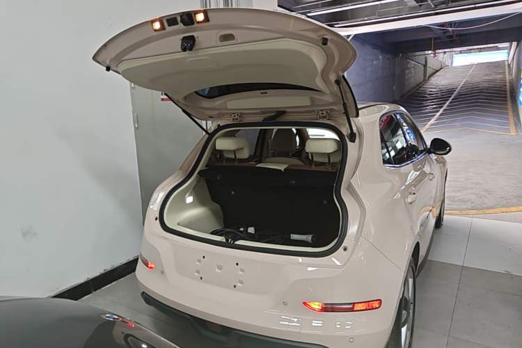 Used ORA Good Cat 2021 400km Standard Range Business Edition Lithium-Ion Battery Trunk