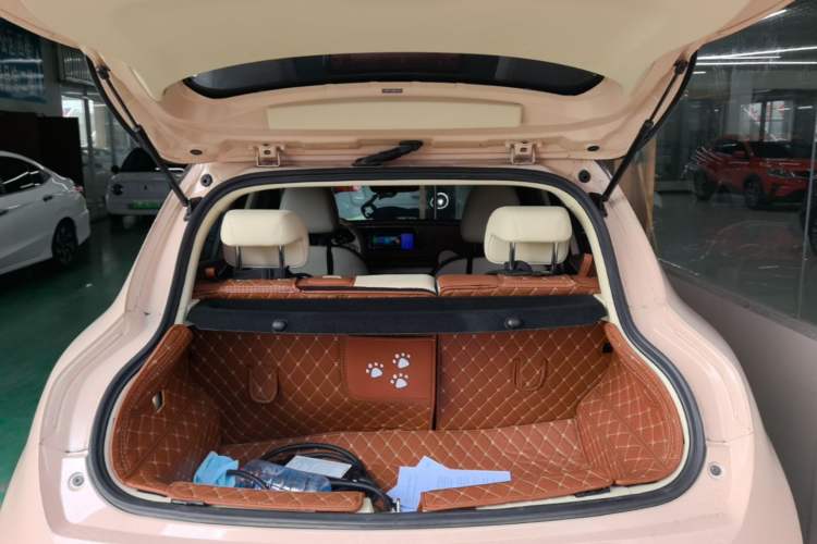 Used ORA Good Cat 2021 400km Standard Range Athena Edition Lithium-Ion Battery Trunk