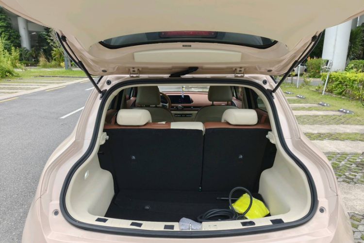 Used ORA Good Cat 2021 400km Standard Range Athena Edition Lithium-Ion Battery Trunk