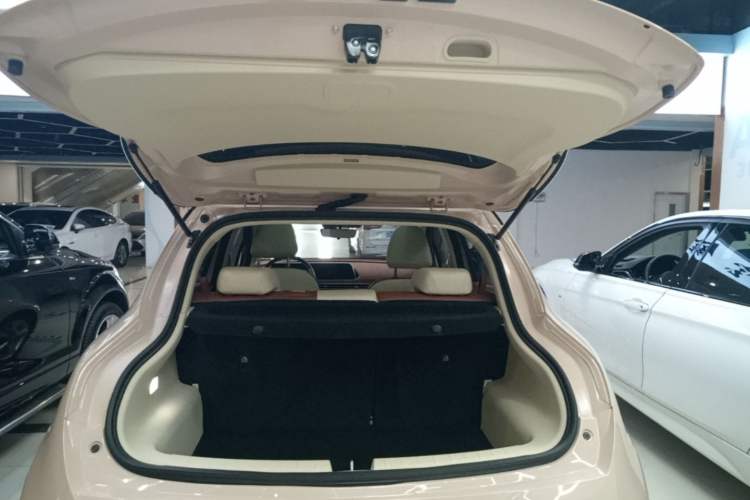 Used ORA Good Cat 2021 400km Standard Range Athena Edition Lithium-Ion Battery Trunk
