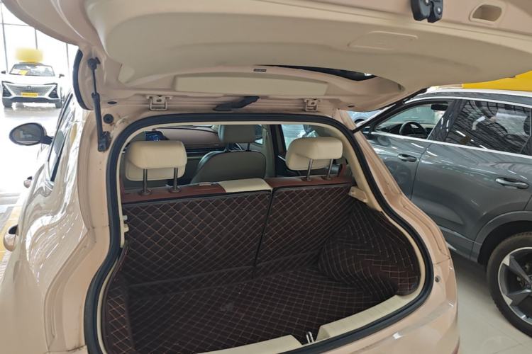 Used ORA Good Cat 2021 400km Standard Range Athena Edition Lithium-Ion Battery Trunk