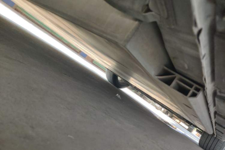 Used ORA Good Cat 2021 500km Long-Range Poseidon Edition Lithium-Ion Battery Chassis Rear Right