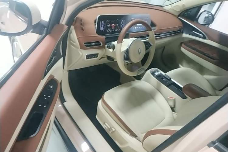 Used ORA Good Cat 2021 400km Standard Range Athena Edition Lithium Iron Phosphate Driver Seat
