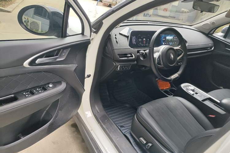 Used ORA Good Cat 2021 500km Long-Range Poseidon Edition Lithium-Ion Battery Driver Seat