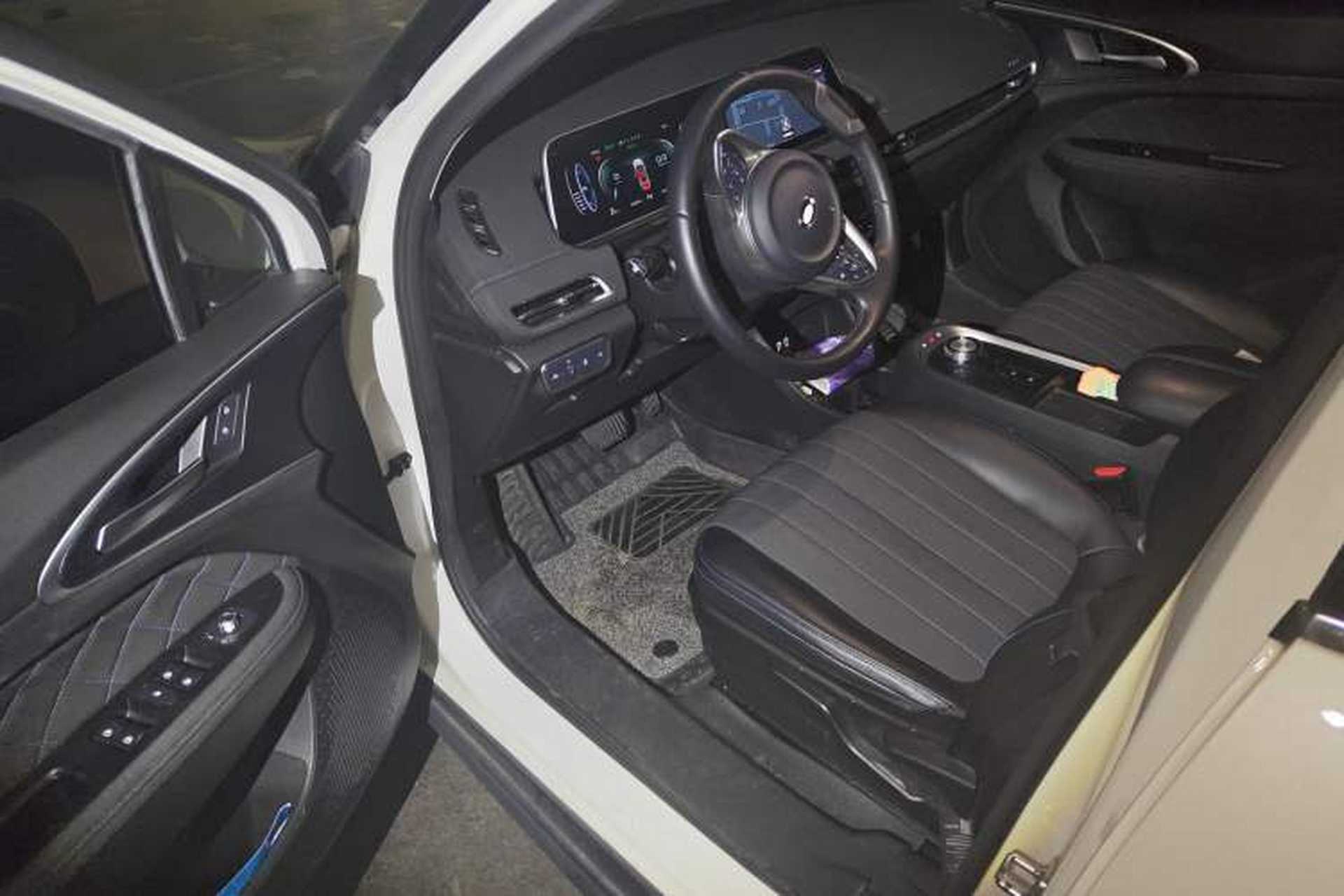 Used ORA Good Cat 2021 400km Standard Range Venus Edition Lithium Iron Phosphate Driver Seat