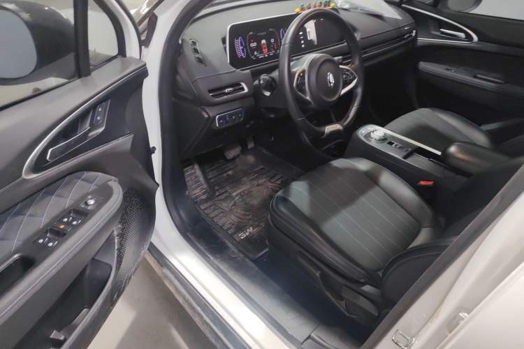 Used ORA Good Cat 2021 400km Standard Range Venus Edition Lithium Iron Phosphate Driver Seat