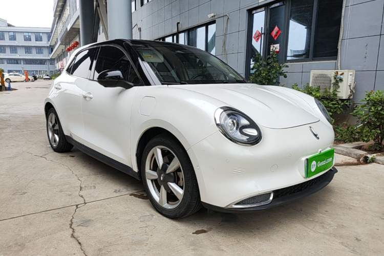 Used ORA Good Cat 2021 500km Long-Range Poseidon Edition Lithium-Ion Battery Front Right 45 Deg