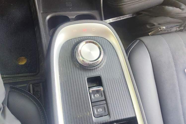 Used ORA Good Cat 2021 500km Long-Range Poseidon Edition Lithium-Ion Battery Gear Lever