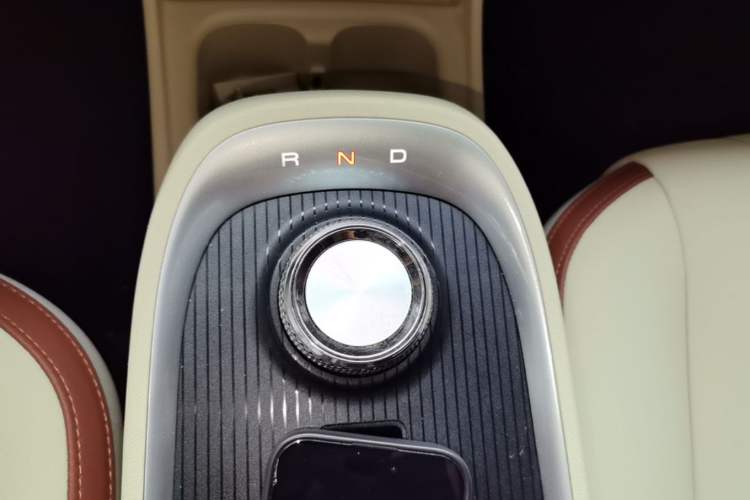 Used ORA Good Cat 2021 400km Standard Range Athena Edition Lithium Iron Phosphate Gear Lever