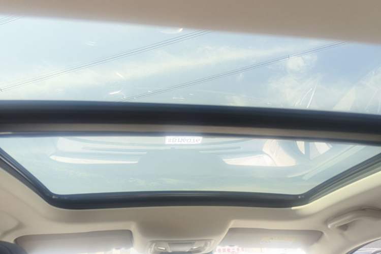 Used ORA Good Cat 2021 400km Standard Range Venus Edition Lithium Iron Phosphate Headliner