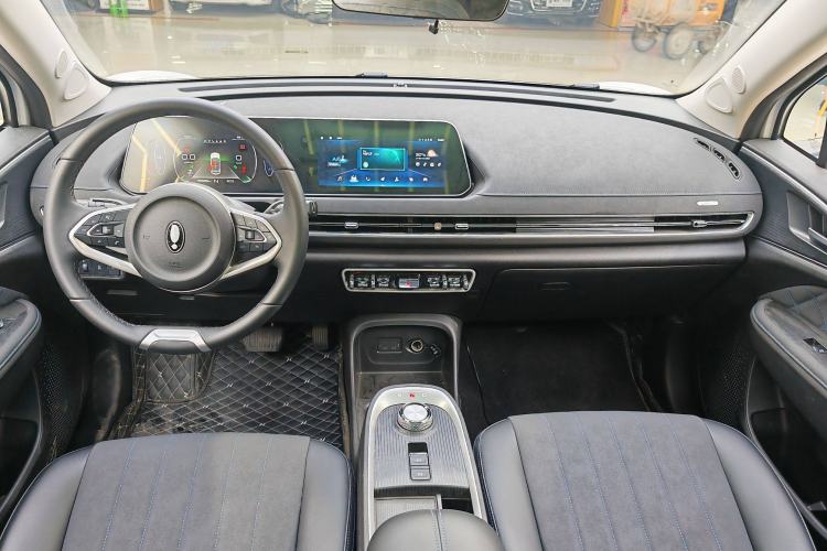 Used ORA Good Cat 2021 400km Standard Range Venus Edition Lithium-Ion Battery Interior 2