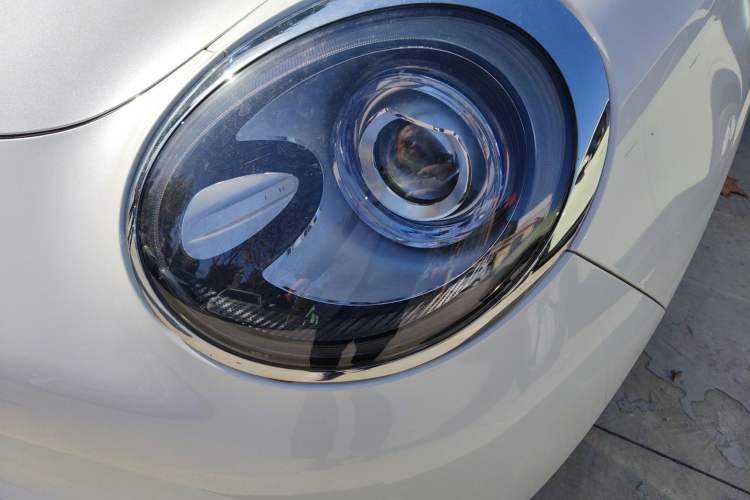 Used ORA Good Cat 2021 400km Standard Range Venus Edition Lithium Iron Phosphate Left Front Headlight