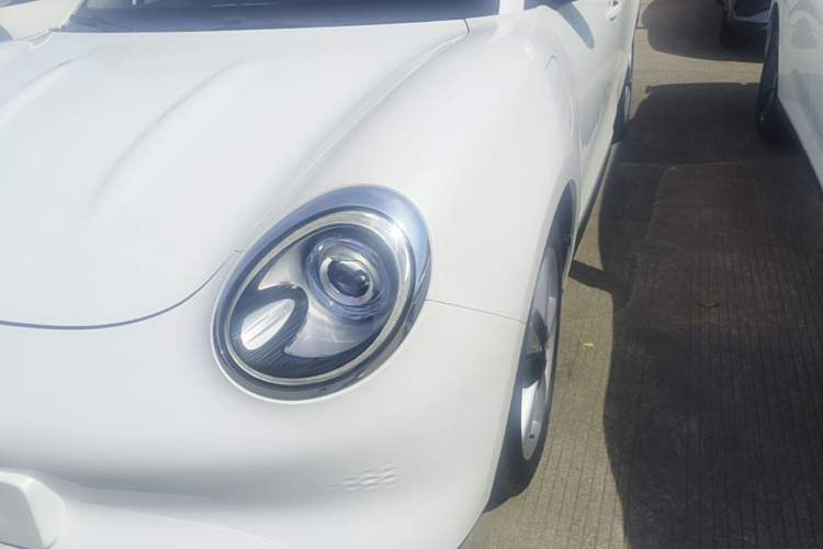 Used ORA Good Cat 2021 400km Standard Range Venus Edition Lithium Iron Phosphate Left Front Headlight
