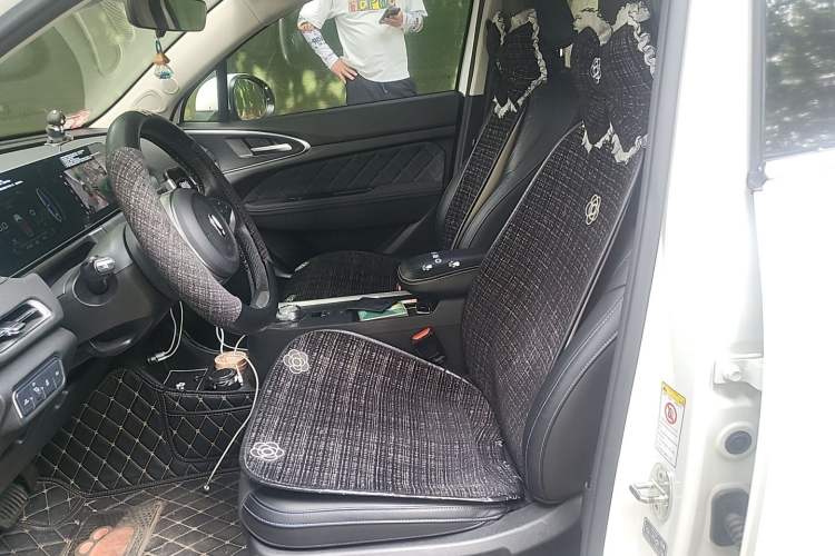 Used ORA Good Cat 2021 400km Standard Range Athena Edition Lithium Iron Phosphate Left Front Seat