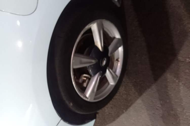 Used ORA Good Cat 2021 400km Standard Range Venus Edition Lithium Iron Phosphate Left Front Wheel Hub