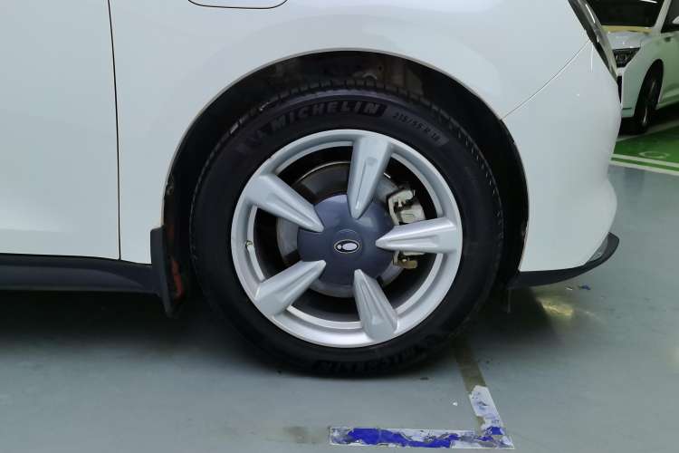 Used ORA Good Cat 2021 500km Long-Range Apollo Edition Ternary Lithium Left Front Wheel Hub