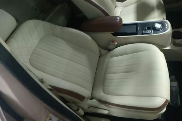 Used ORA Good Cat 2021 400km Standard Range Athena Edition Lithium Iron Phosphate Right Front Seat