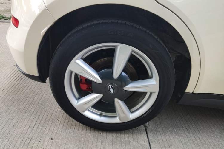 Used ORA Good Cat 2021 400km Standard Range Venus Edition Lithium Iron Phosphate Right Rear Wheel Hub