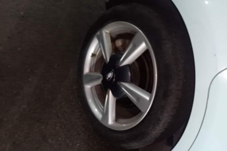 Used ORA Good Cat 2021 400km Standard Range Venus Edition Lithium Iron Phosphate Right Rear Wheel Hub