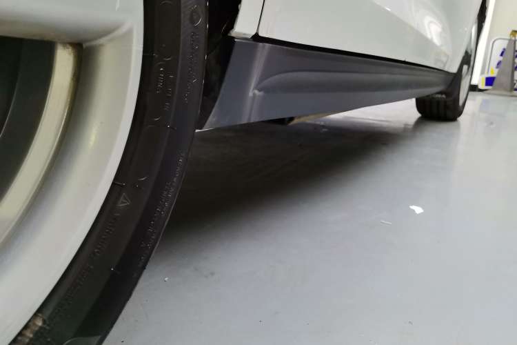 Used ORA Good Cat 2021 500km Long-Range Apollo Edition Ternary Lithium Right Side Sill