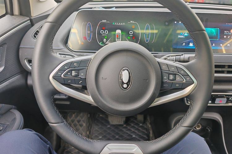 Used ORA Good Cat 2021 400km Standard Range Venus Edition Lithium-Ion Battery Steering Wheel