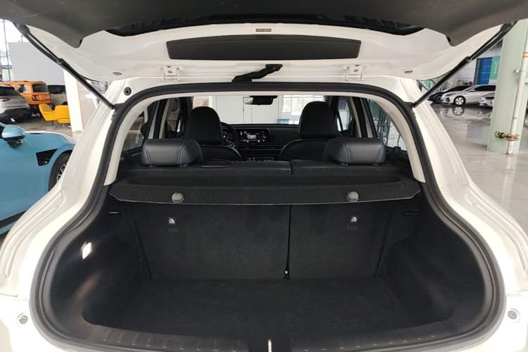 Used ORA Good Cat 2021 400km Standard Range Venus Edition Lithium-Ion Battery Trunk
