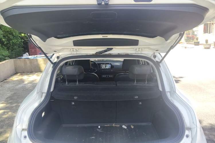 Used ORA Good Cat 2021 500km Long-Range Poseidon Edition Lithium-Ion Battery Trunk