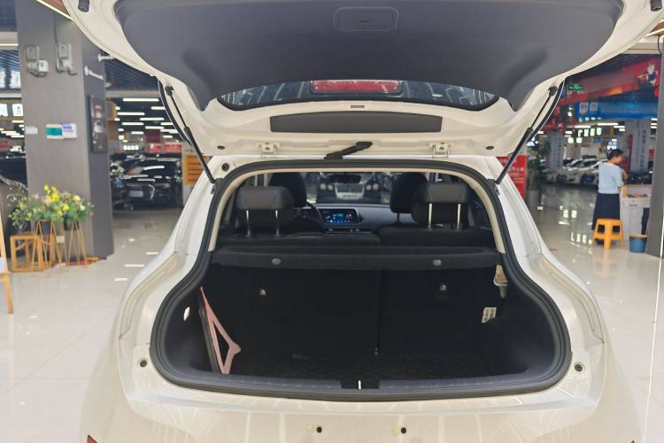 Used ORA Good Cat 2021 400km Standard Range Venus Edition Lithium-Ion Battery Trunk