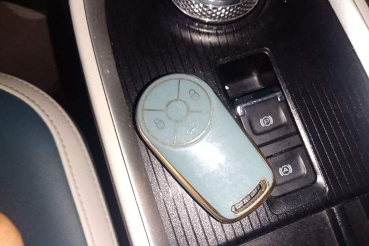 Used ORA Good Cat 2021 400km Standard Range Venus Edition Lithium Iron Phosphate Vehicle Key