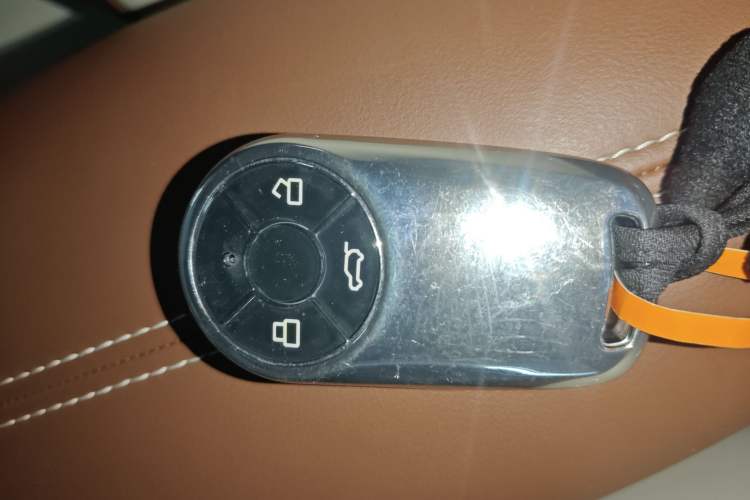 Used ORA Good Cat 2021 400km Standard Range Venus Edition Lithium-Ion Battery Vehicle Key