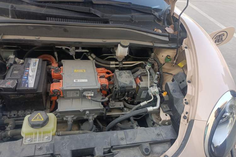 Used ORA Good Cat 2021 400km Standard Range Muse Edition Lithium-Ion Battery Engine Bay Left