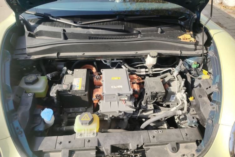 Used ORA Good Cat 2021 500km Long-Range Poseidon Edition Lithium-Ion Battery Engine Bay