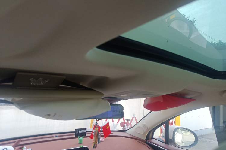 Used ORA Good Cat 2021 400km Standard Range Muse Edition Lithium-Ion Battery Headliner