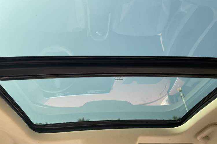 Used ORA Good Cat 2021 400km Standard Range Athena Edition Lithium-Ion Battery Headliner