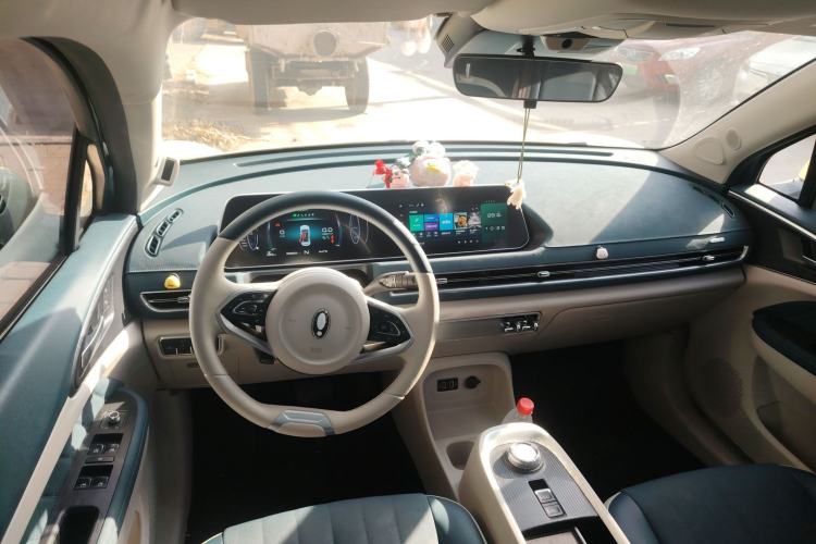 Used ORA Good Cat 2021 500km Long-Range Poseidon Edition Lithium-Ion Battery Interior 2
