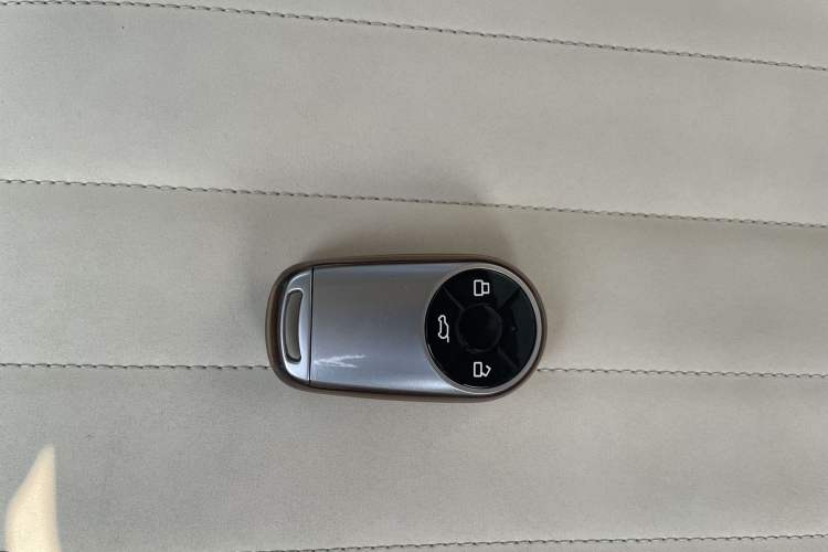Used ORA Good Cat 2021 400km Standard Range Athena Edition Lithium-Ion Battery Interior 3