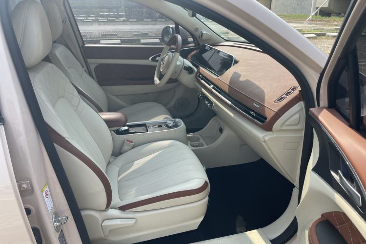 Used ORA Good Cat 2021 400km Standard Range Athena Edition Lithium-Ion Battery Interior 5