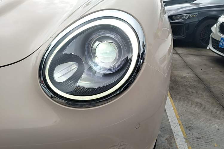 Used ORA Good Cat 2021 400km Standard Range Athena Edition Lithium Iron Phosphate Left Front Headlight
